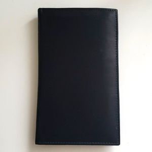 Woman's Wallet And Credit Card Holder Never Used